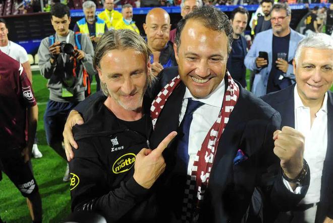 他依然稳定 他依然稳定